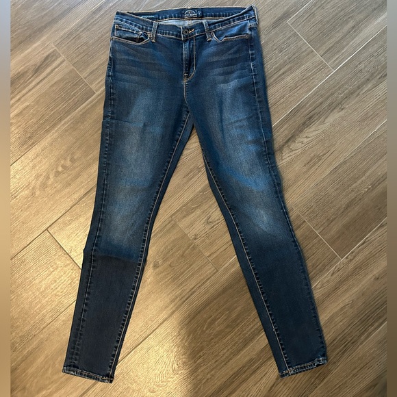 Lucky Brand “Brooklyn” Skinny jeans, 10/30 R - Picture 1 of 5
